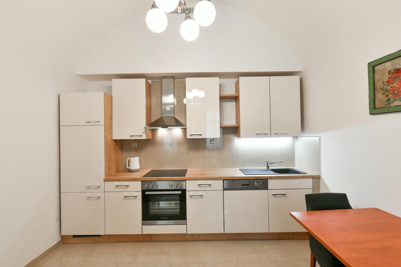 Apartmány Na Náměstí 85 Jindřichŭv Hradec Esterno foto