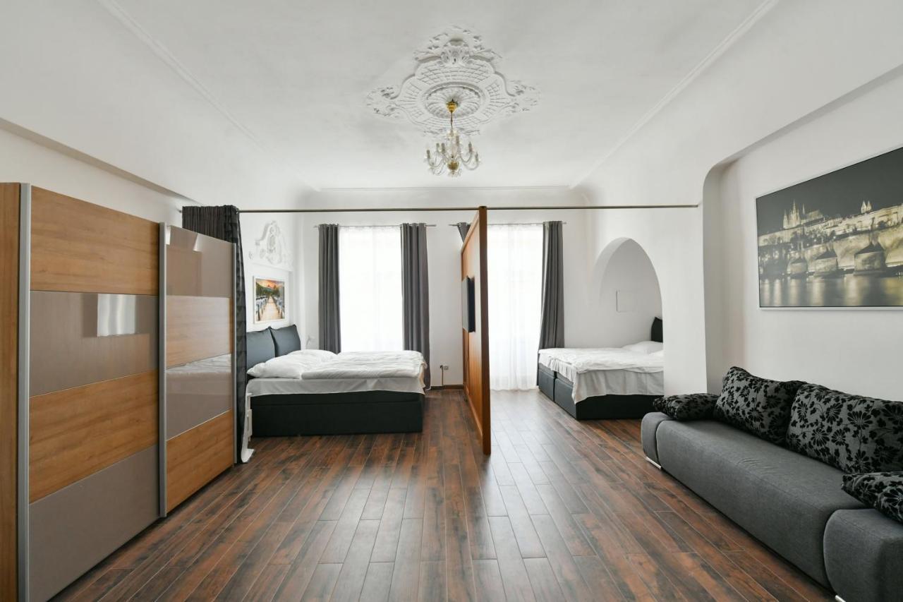 Apartmány Na Náměstí 85 Jindřichŭv Hradec Esterno foto