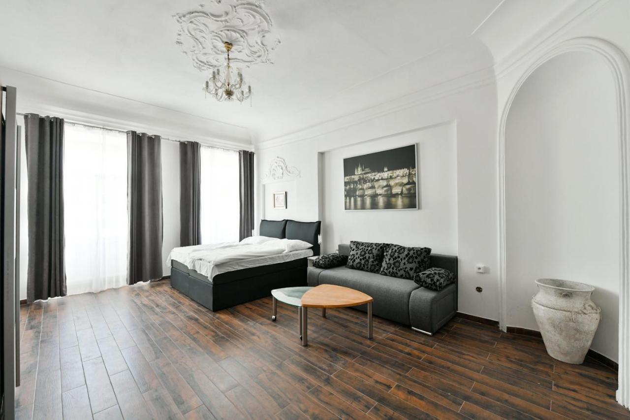 Apartmány Na Náměstí 85 Jindřichŭv Hradec Esterno foto