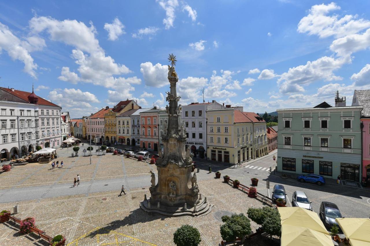 Apartmány Na Náměstí 85 Jindřichŭv Hradec Esterno foto